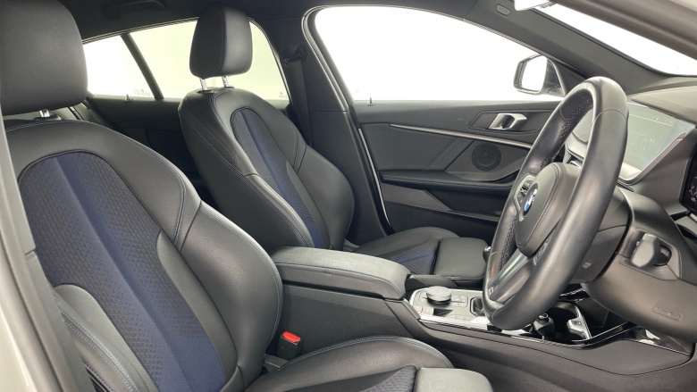 BMW 1 Series 118i [136] M Sport 5dr [Live Cockpit Professional] Petrol Hatchback